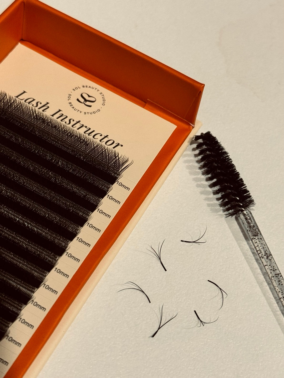 Pre-made 2D YY Volume Lashes