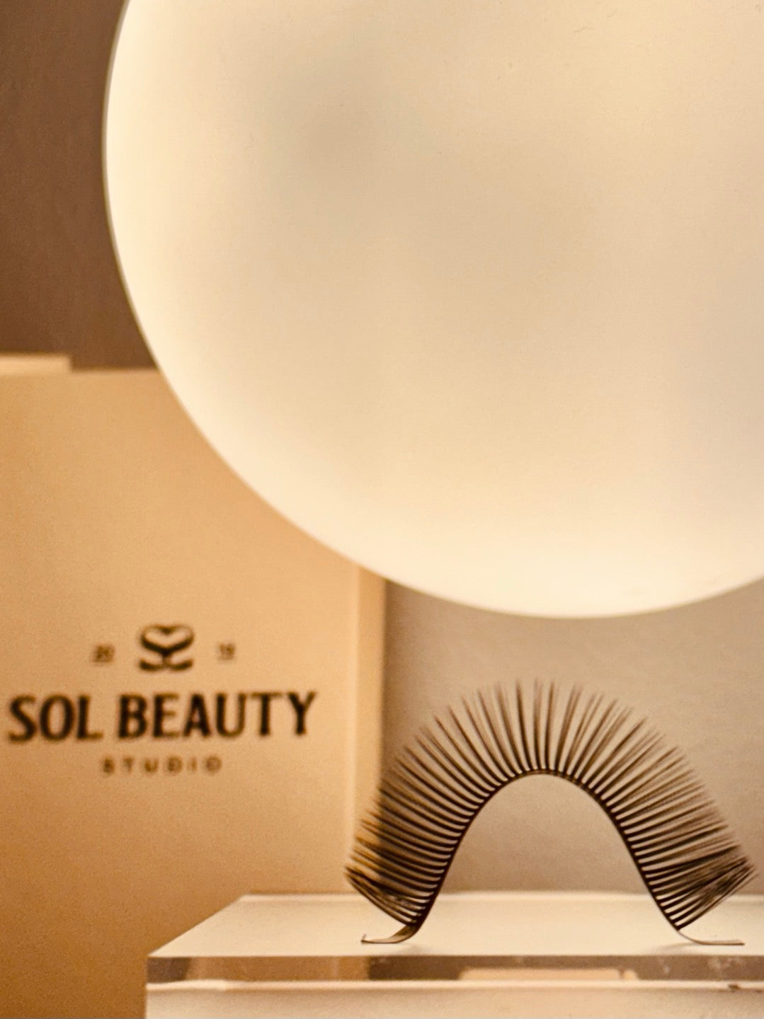 Pre-made Volume Floda Lashes (Spikes/Wispy/Mascara Wet)