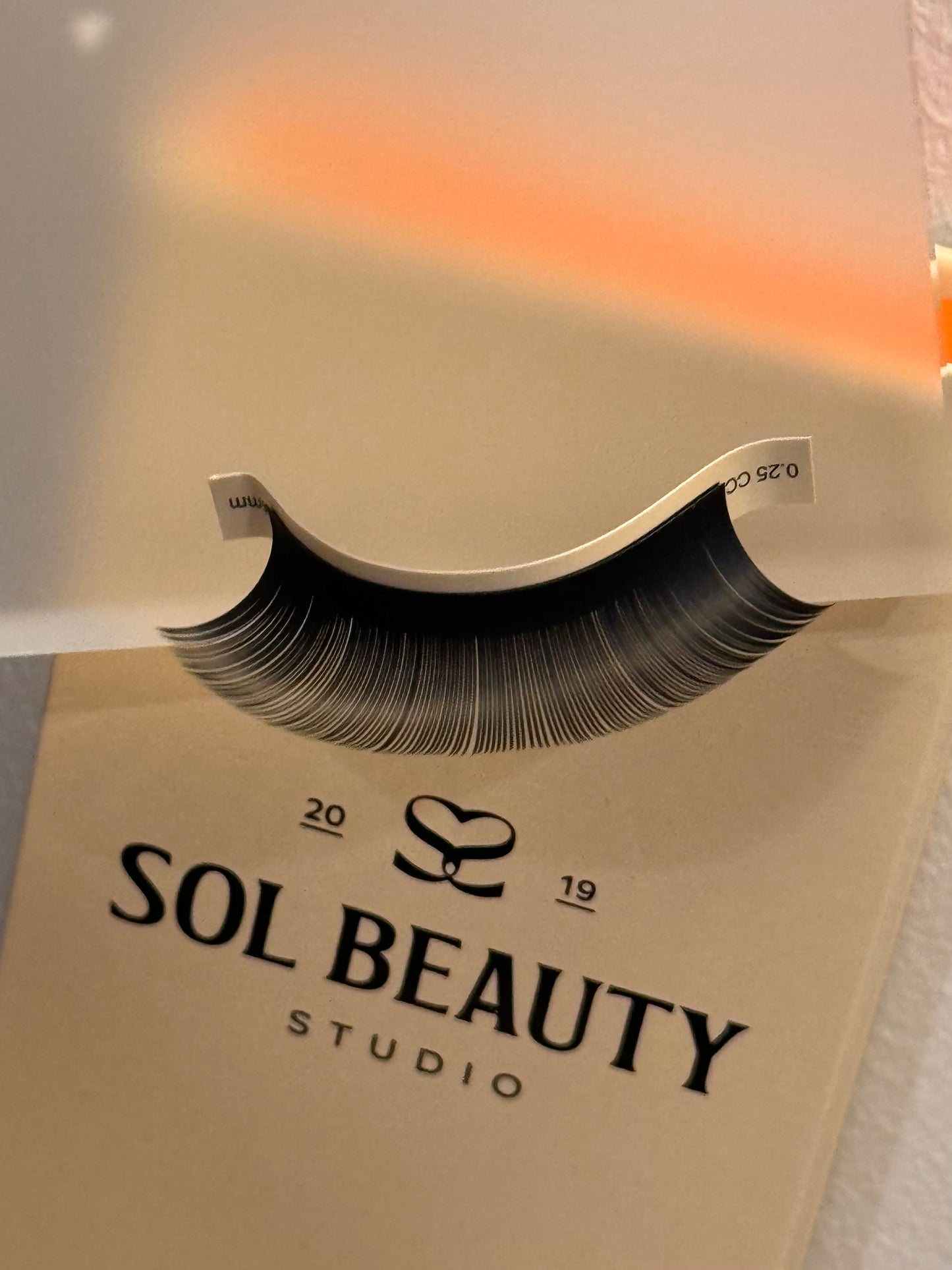Flat Lashes 0.25