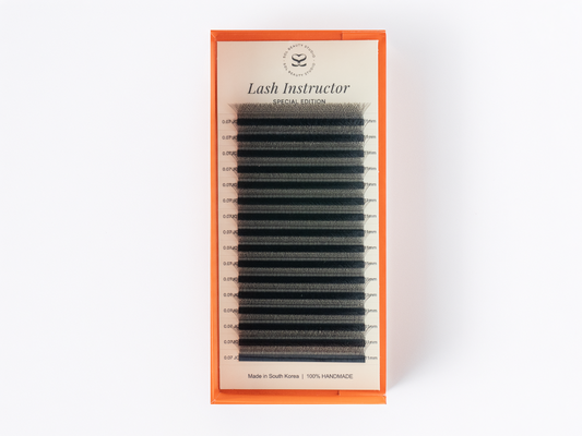 Pre-made 4D YY Volume Lashes
